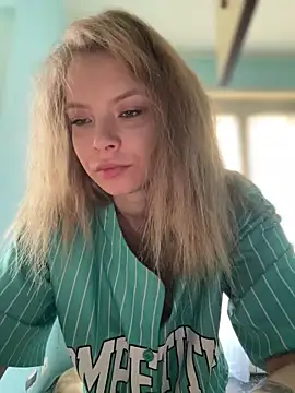 Snapshot of AnastasiaAniess chatting on 02-03-25, 08:24 AnastasiaAniess online show from 02-03-25, 08:24