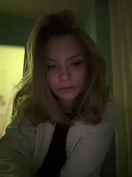 Snapshot of AnastasiaAniess chatting on 02-14-25, 05:09 AnastasiaAniess online show from 02-14-25, 05:09