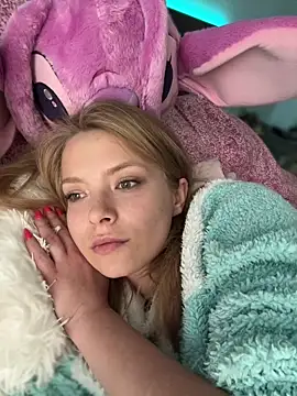 Snapshot of AnastasiaAniess chatting on 02-16-25, 03:05 AnastasiaAniess online show from 02-16-25, 03:05