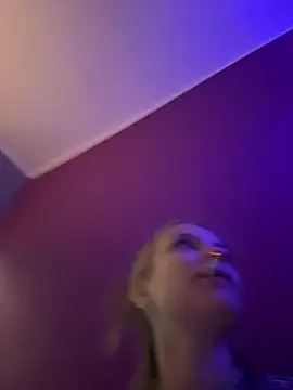 Snapshot of AnastasiaAniess chatting on 03-01-25, 09:04 AnastasiaAniess online show from 03-01-25, 09:04