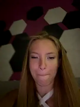 Snapshot of AnastasiaAniess chatting on 10-11-25, 07:01 AnastasiaAniess online show from 10-11-25, 07:01