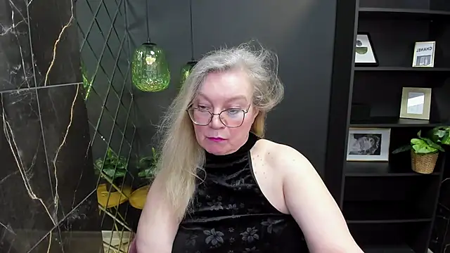 NataliMellow online show from 01-22-25, 04:55