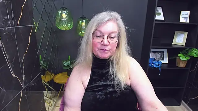 NataliMellow online show from 01-28-25, 04:30