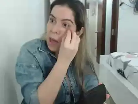 ashlymoon online show from 02-17-25, 06:37