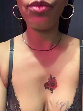 Rakiyahcharms online show from 12-20-25, 03:13