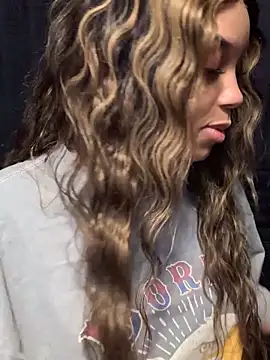 Rakiyahcharms online show from 02-01-26, 04:00