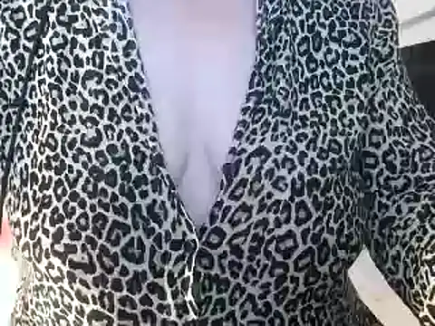 heidi60 online show from 03-22-25, 08:51