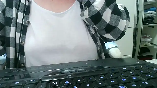 heidi60 online show from 10-10-25, 06:40