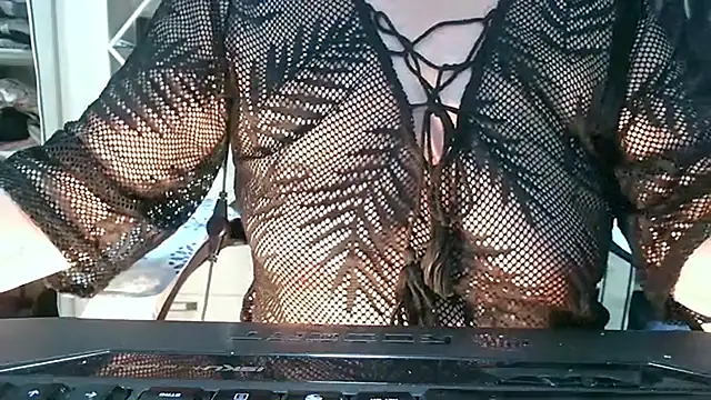 heidi60 online show from 11-23-25, 09:42