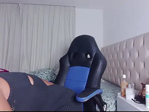 ms freyax online show from 03-12-25, 04:08