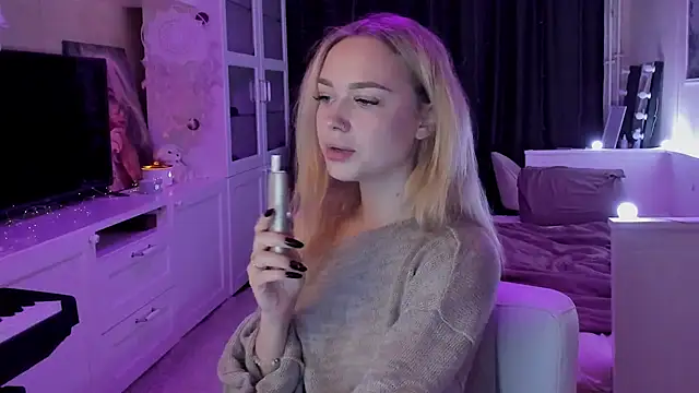 Snapshot of MaryDreaminess chatting on 09-28-25, 07:19 MaryDreaminess online show from 09-28-25, 07:19