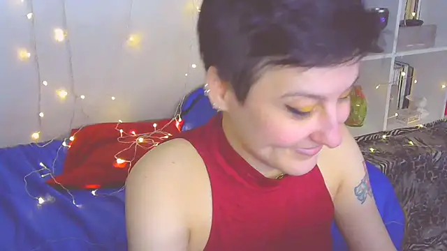 Snapshot of MartaBounty chatting on 12-21-24, 03:58 MartaBounty online show from 12-21-24, 03:58