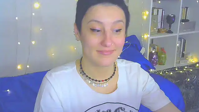 Snapshot of MartaBounty chatting on 12-31-24, 11:06 MartaBounty online show from 12-31-24, 11:06