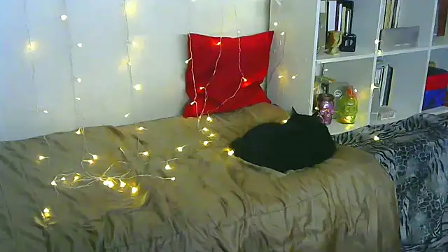 Snapshot of MartaBounty chatting on 02-24-25, 08:47 MartaBounty online show from 02-24-25, 08:47