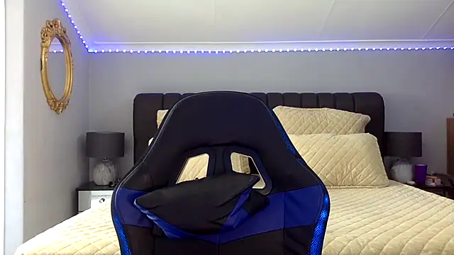 BOOTYBANGER24xx online show from 11-13-25, 07:18