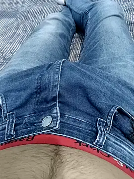 Babyucum4me online show from 12-08-24, 07:54