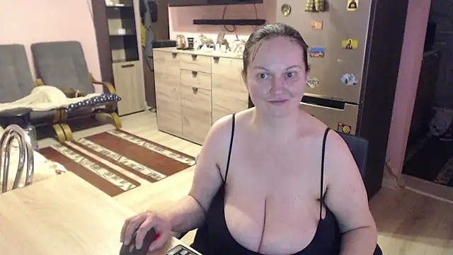 Snapshot of BustyLadyAlma chatting on 03-22-25, 05:28 BustyLadyAlma online show from 03-22-25, 05:28