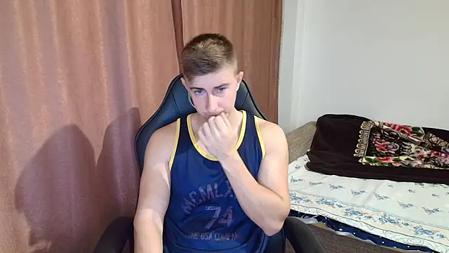 Todhorny9873 online show from 12-20-24, 05:47