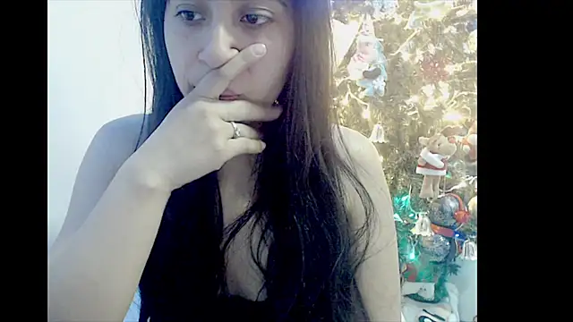 lizztaylor535 online show from 12-20-24, 02:27