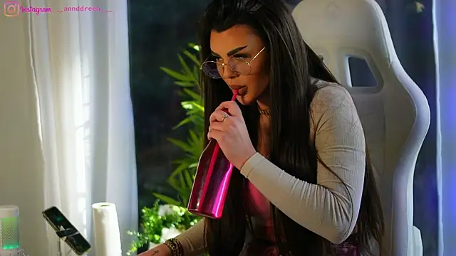 Snapshot of perfectt33n chatting on 01-06-25, 09:41 perfectt33n online show from 01-06-25, 09:41