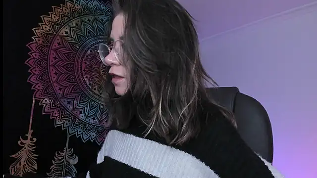 Snapshot of HazelKush chatting on 01-10-25, 02:25 HazelKush online show from 01-10-25, 02:25