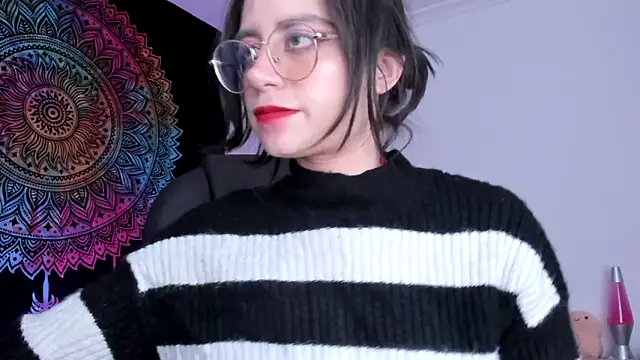 Snapshot of HazelKush chatting on 03-21-25, 12:29 HazelKush online show from 03-21-25, 12:29