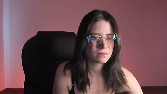 Snapshot of HazelKush chatting on 09-18-25, 09:50 HazelKush online show from 09-18-25, 09:50