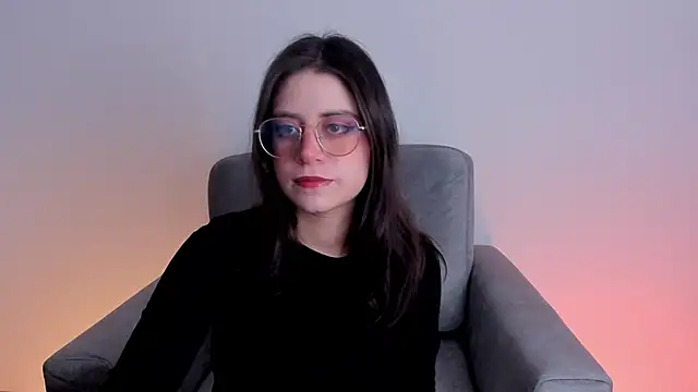 Snapshot of HazelKush chatting on 11-20-25, 09:47 HazelKush online show from 11-20-25, 09:47