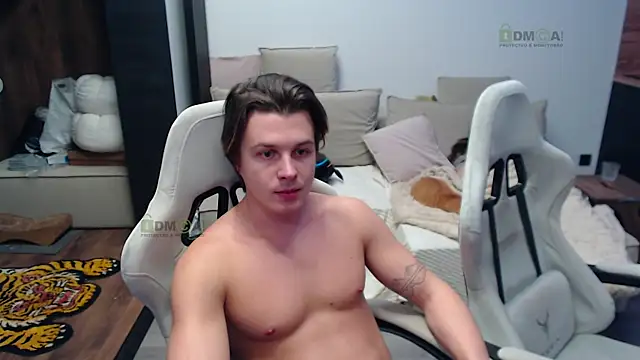 Snapshot of Sunny-Girl1 chatting on 01-06-26, 07:50 Sunny-Girl1 online show from 01-06-26, 07:50