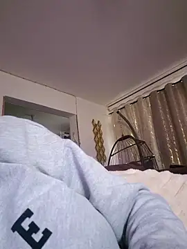 Snapshot of misscectito13 chatting on 10-25-25, 09:50 misscectito13 online show from 10-25-25, 09:50