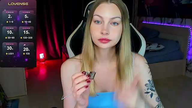 BiMolly online show from 10-08-25, 06:49