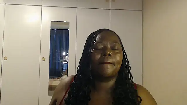 MatureBoobsDiva online show from 12-19-25, 09:16