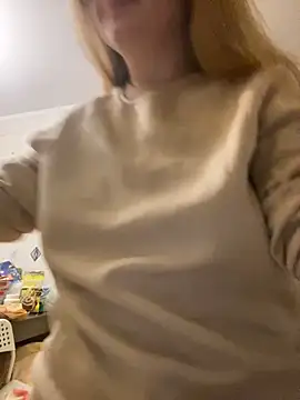 -MimmiLissa- online show from 11-19-25, 05:02