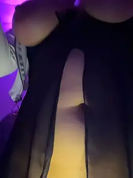 Naiara sex online show from 12-20-25, 11:39