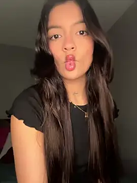 Snapshot of Sammy_pink chatting on 01-28-25, 02:11 Sammy pink online show from 01-28-25, 02:11