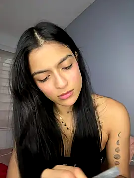 Snapshot of Sammy_pink chatting on 09-28-25, 09:53 Sammy pink online show from 09-28-25, 09:53