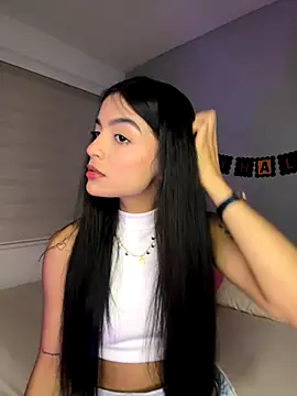 Snapshot of Sammy_pink chatting on 11-07-25, 12:43 Sammy pink online show from 11-07-25, 12:43