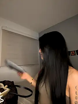 Snapshot of Sammy_pink chatting on 11-08-25, 11:47 Sammy pink online show from 11-08-25, 11:47