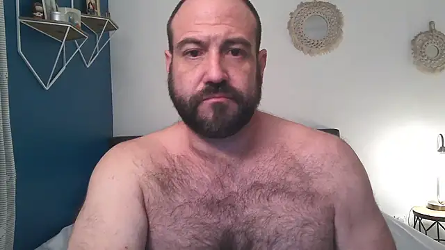 Snapshot of iramos491 chatting on 10-11-25, 01:09 iramos491 online show from 10-11-25, 01:09