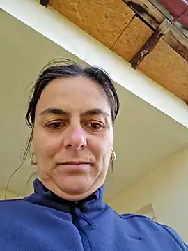 IsabelleCraft online show from 11-15-25, 10:45