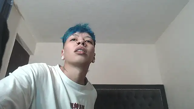 dulce maria x online show from 12-03-24, 05:45