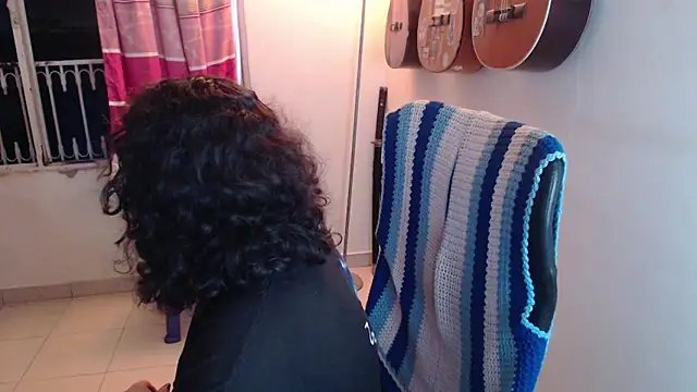 Smoke trip Alicia online show from 10-12-25, 02:43