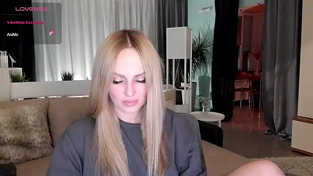 Libby Nora online show from 12-11-24, 03:58