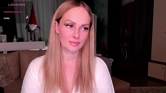 Libby Nora online show from 12-25-24, 01:41