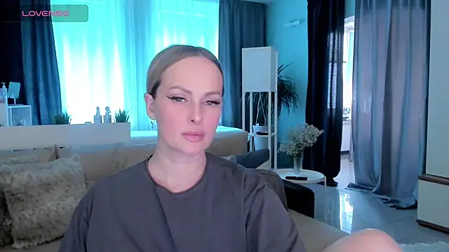 Libby Nora online show from 02-19-25, 12:33