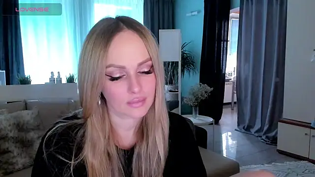 Libby Nora online show from 02-27-25, 06:40