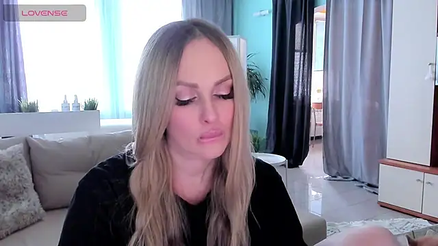 Libby Nora online show from 03-14-25, 11:45