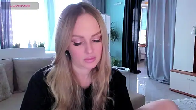 Libby Nora online show from 03-23-25, 06:37