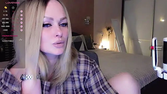 Snapshot of Libby_Nora chatting on 02-03-26, 02:44 Libby Nora online show from 02-03-26, 02:44