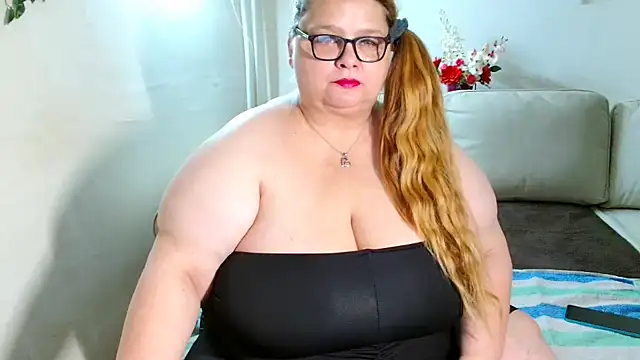 sexymollig online show from 12-13-24, 02:16